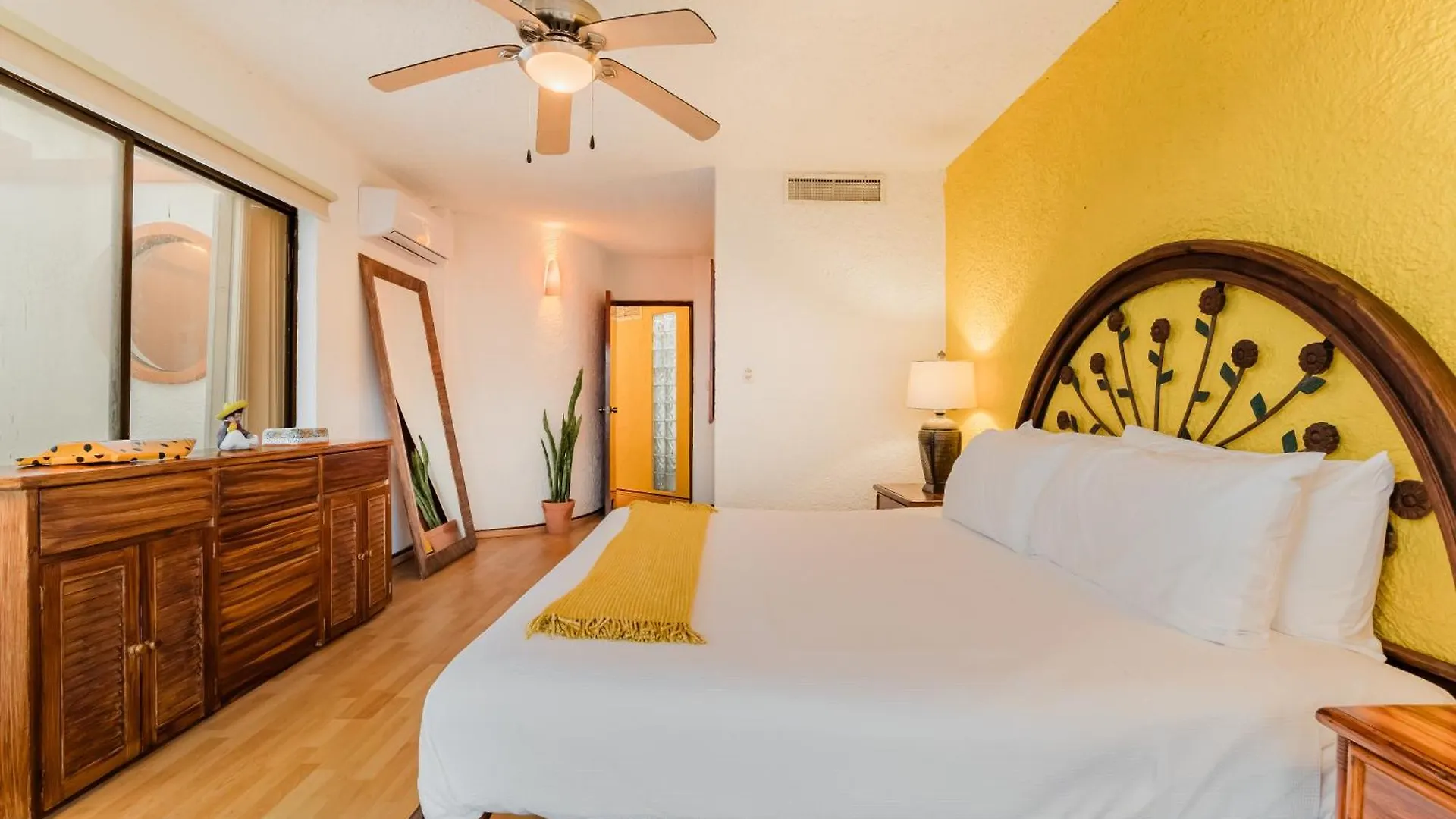 Amazing Villas At Las Cupulas Cancun