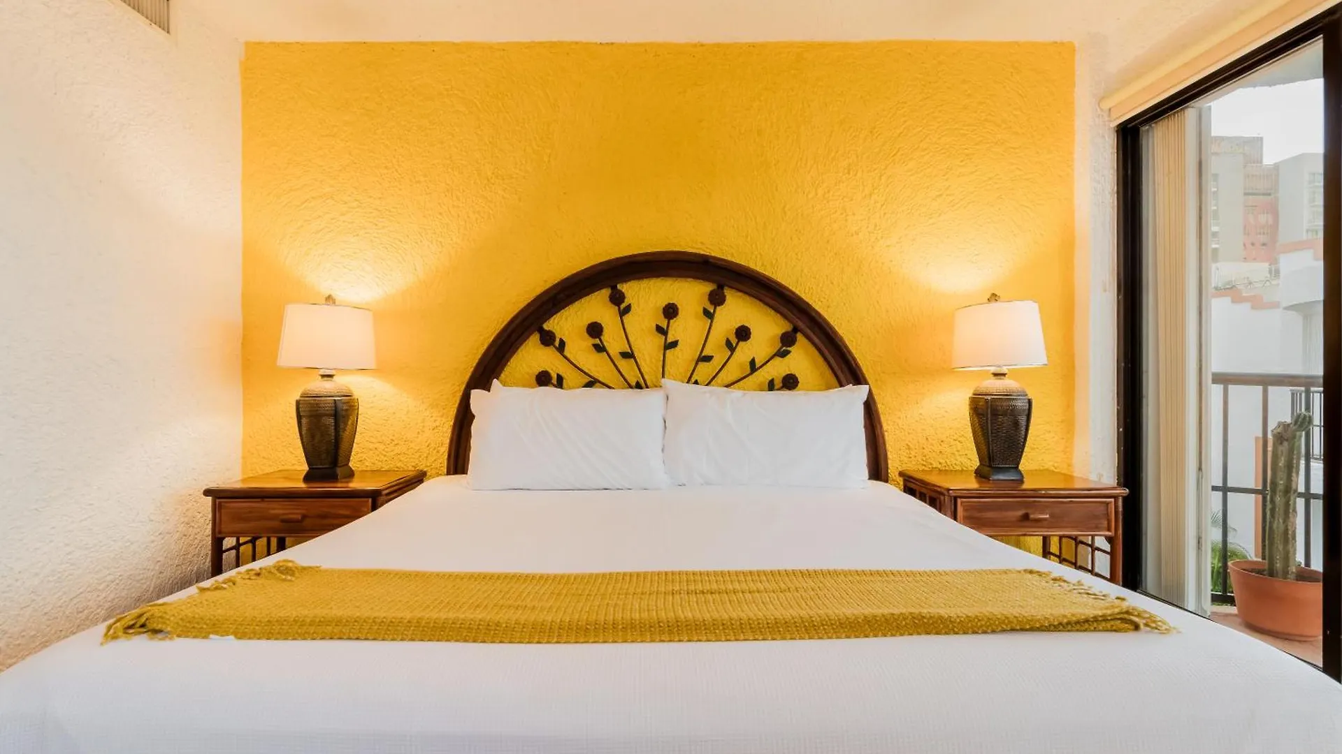 Amazing Villas At Las Cupulas Cancun